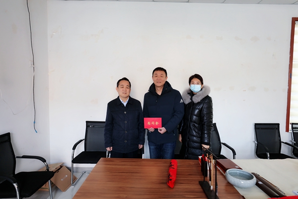 山東三箭集團(tuán)多層次、多角度、多形式開展新春慰問送關(guān)懷活動